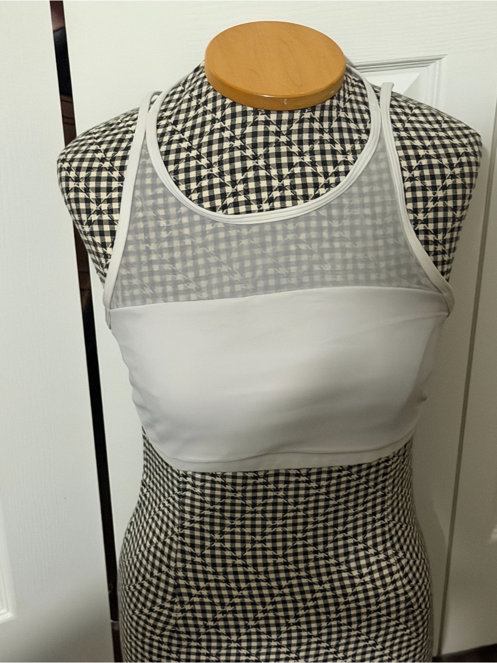 Lululemon Athletica White get set sports bra size 10